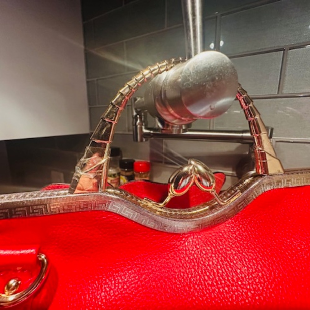 GORGEOUS Red Flower Rose Petal Bag w/Strap & Rhinestone/Gold Handle Accents! - Picture 5 of 14